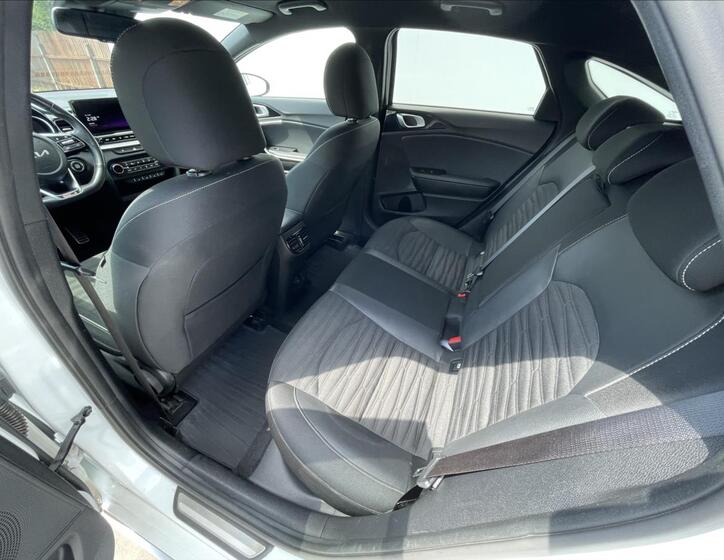 KIA ProCeed 16