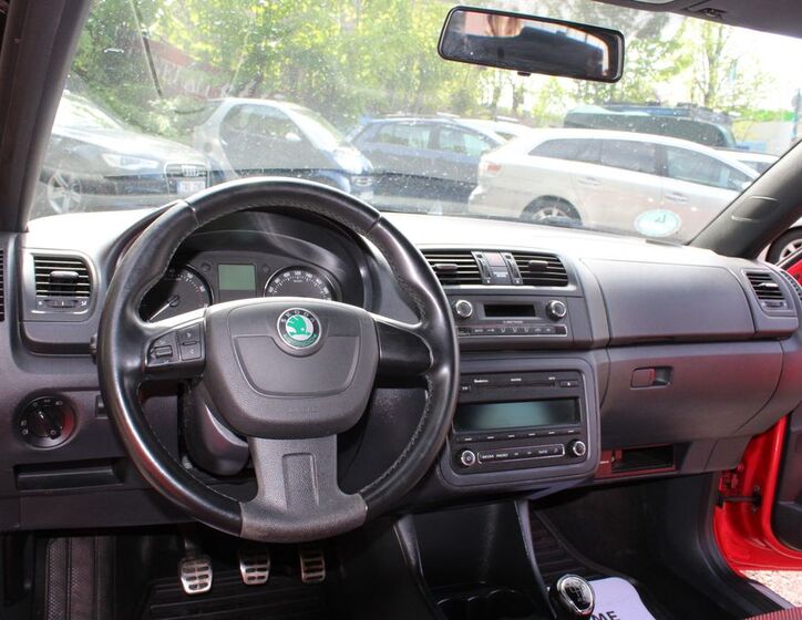 Škoda Fabia 19