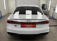 Audi S7 5