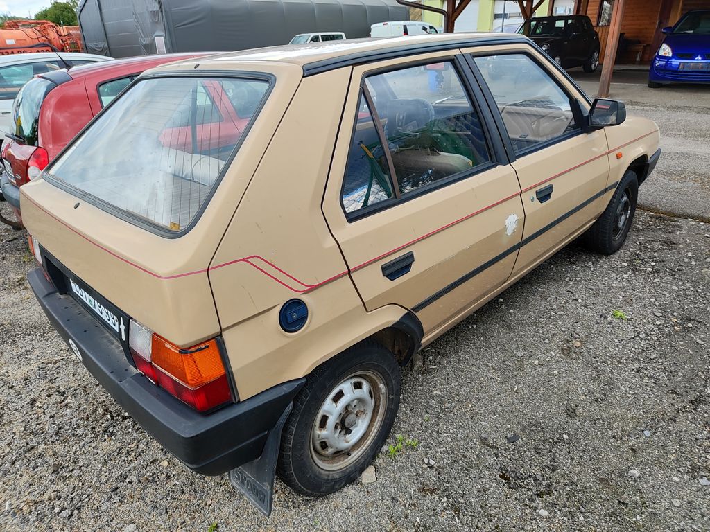 Škoda Favorit
