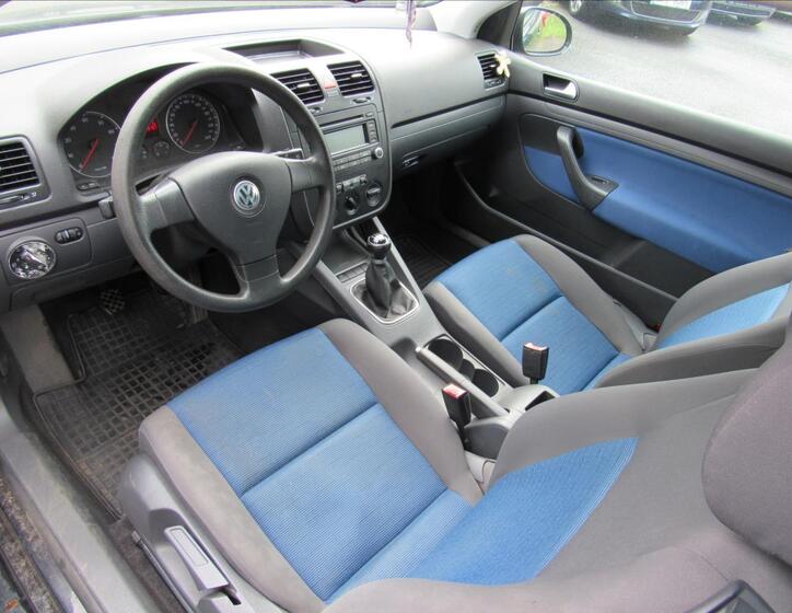 Volkswagen Golf 9