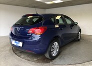 Opel Astra 7