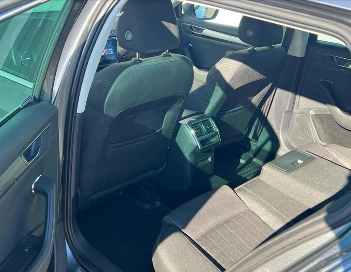 Škoda Superb 17