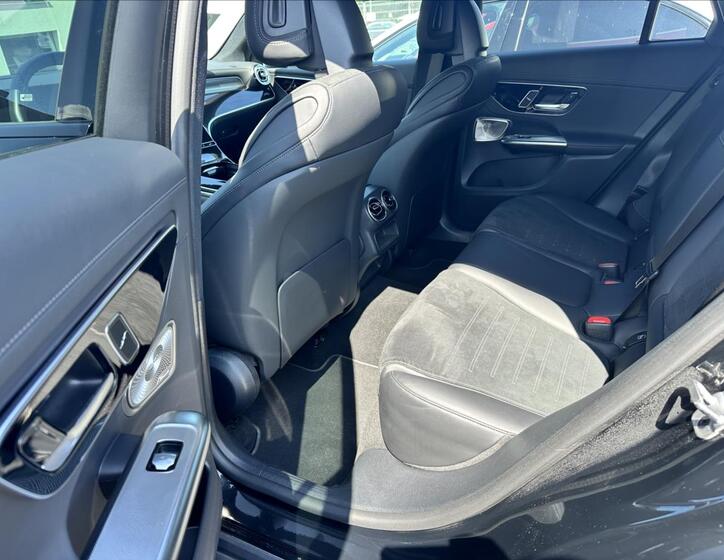 Mercedes-Benz GLC 11