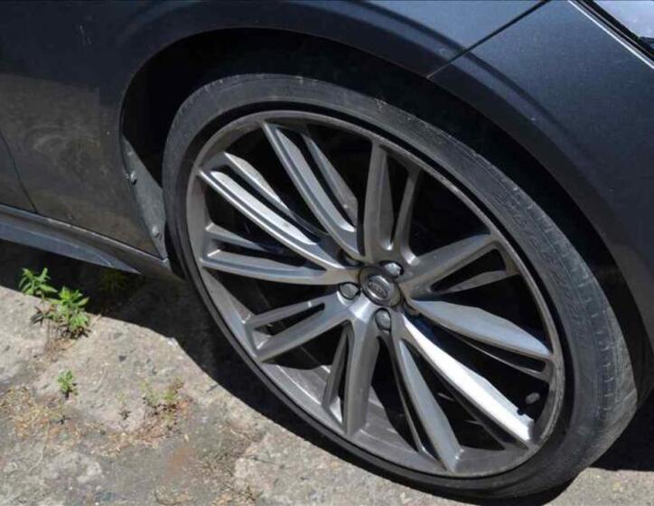 Volvo S90 17