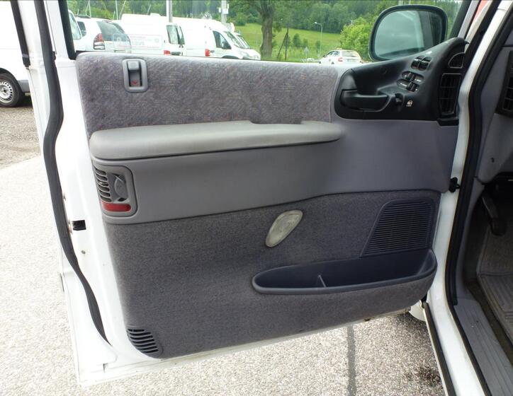 Dodge Grand Caravan 15