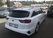 KIA Ceed 4
