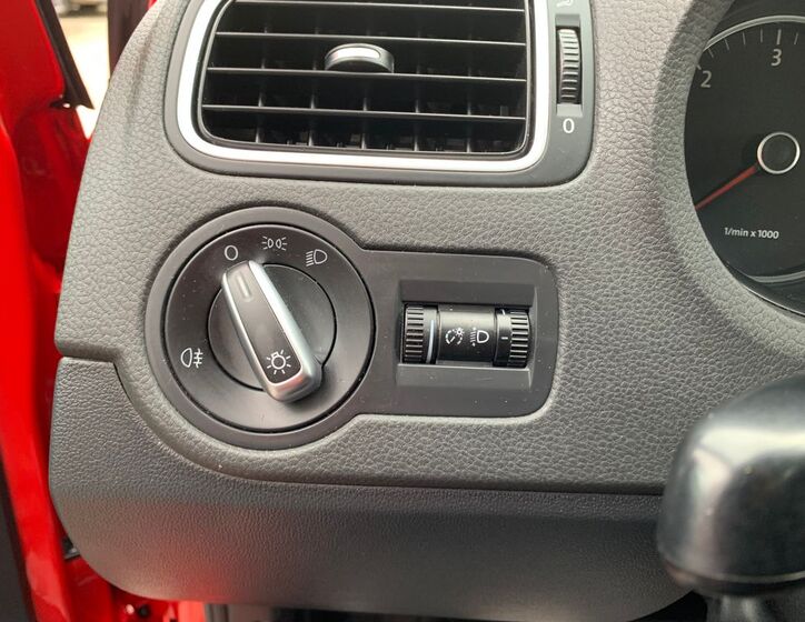 Volkswagen Polo 8