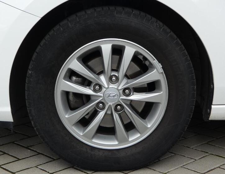 Hyundai i30 21