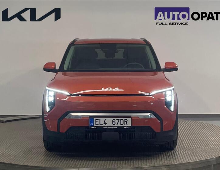 KIA EV3 8