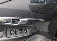 Volvo XC90 17