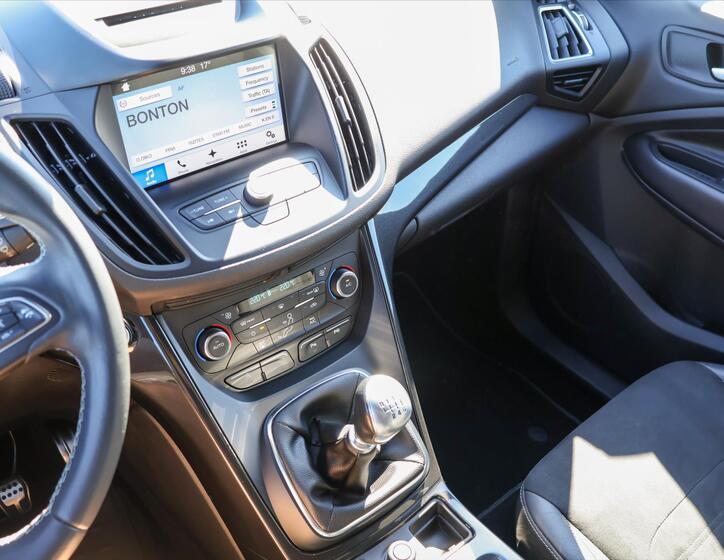 Ford Kuga 18