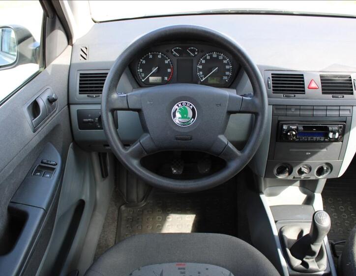 Škoda Fabia 12