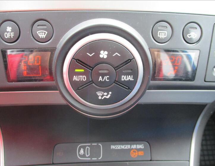 Toyota Verso 17