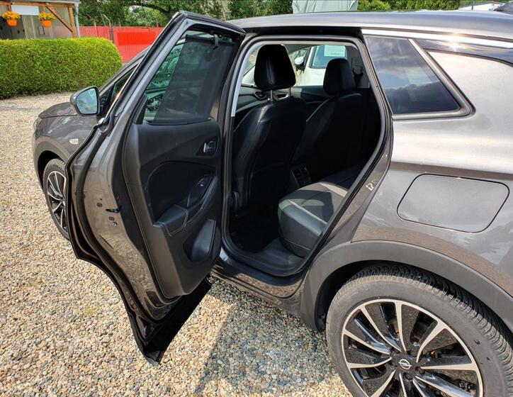 Opel Grandland X 13