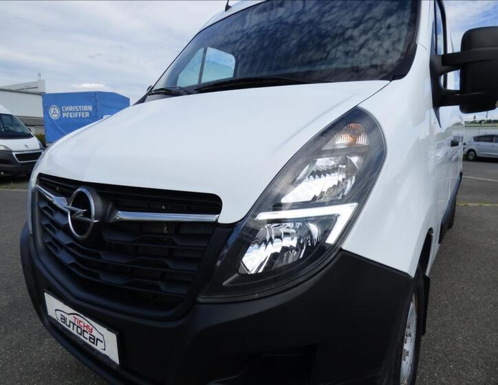 Opel Movano 60