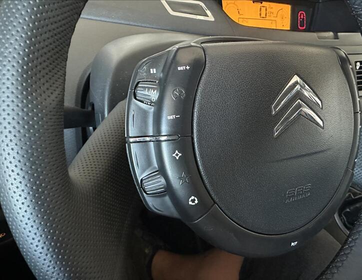 Citroën C4 Picasso 24