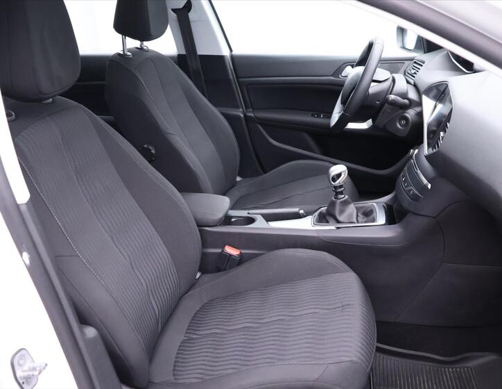 Peugeot 308 10