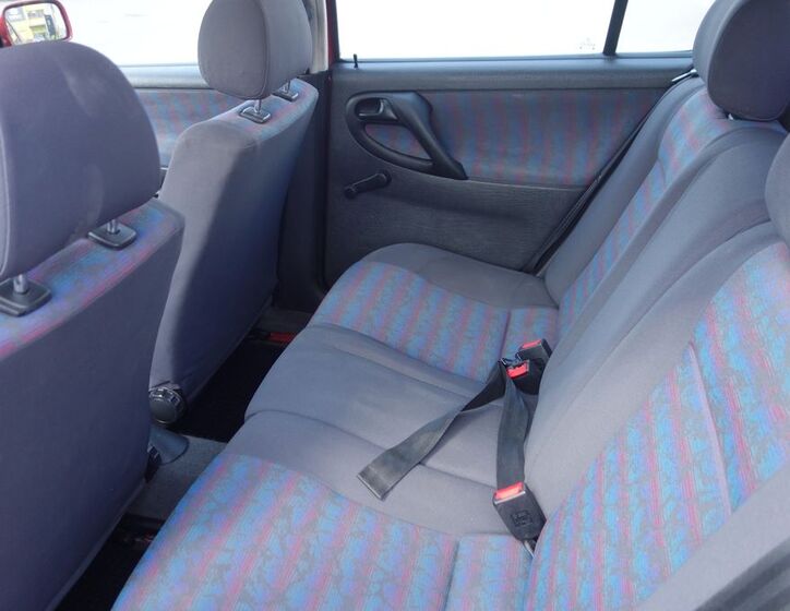 Volkswagen Polo 25