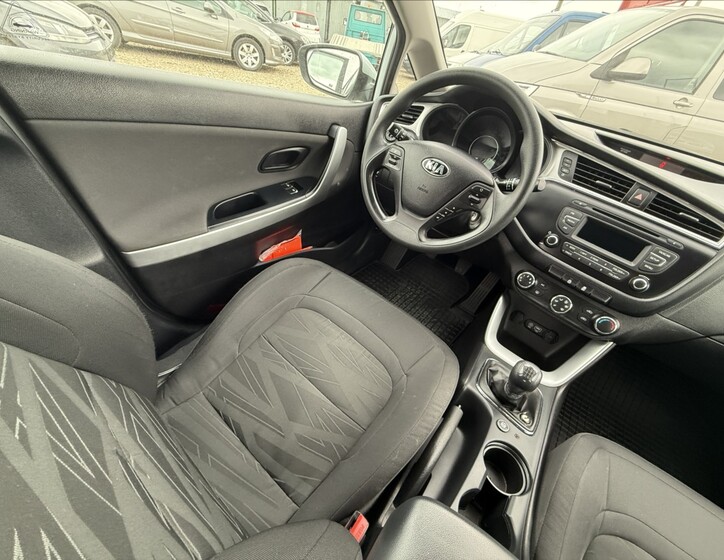 KIA Ceed 27