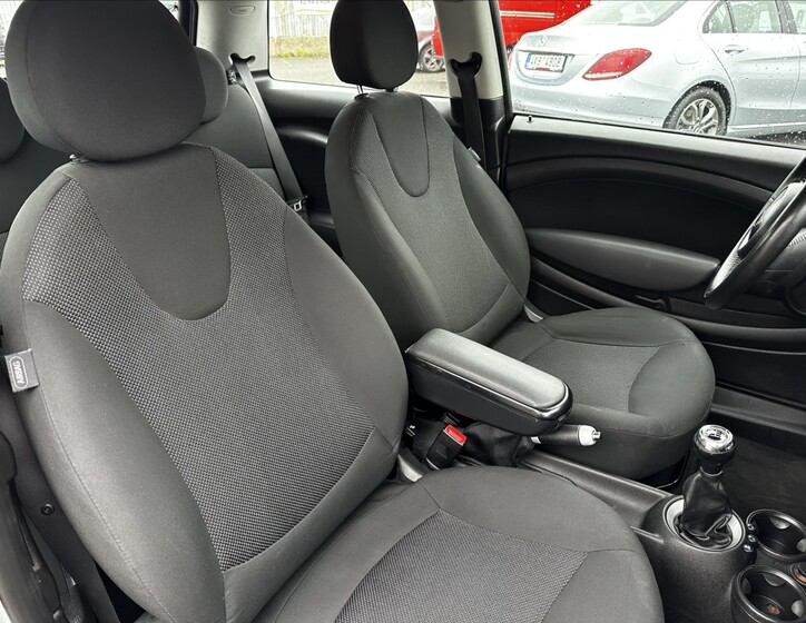 Mini Cooper 17