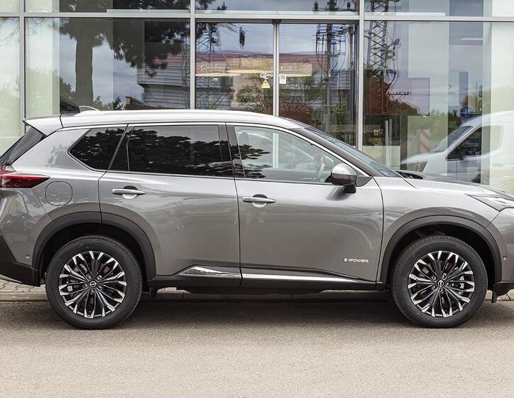 Nissan X-Trail 4
