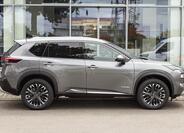 Nissan X-Trail 4