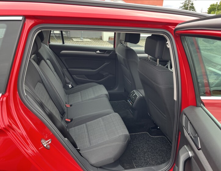 Volkswagen Passat 22