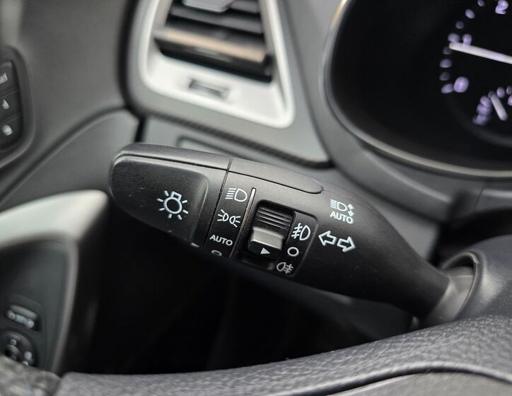 Hyundai Santa Fe 19