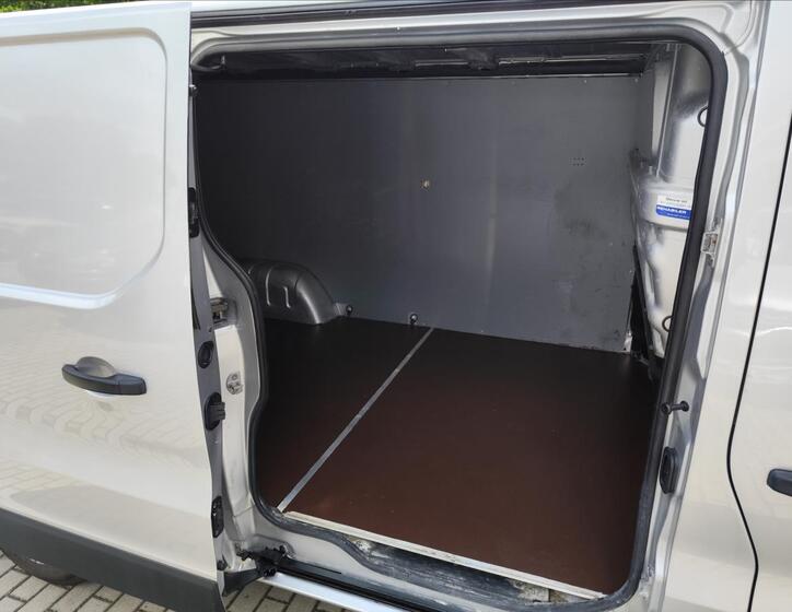 Renault Trafic 28