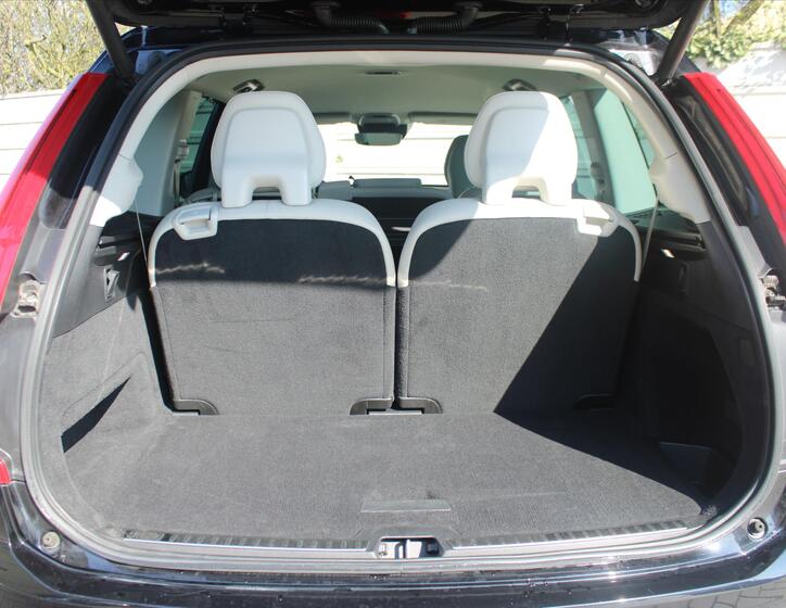 Volvo XC90 12
