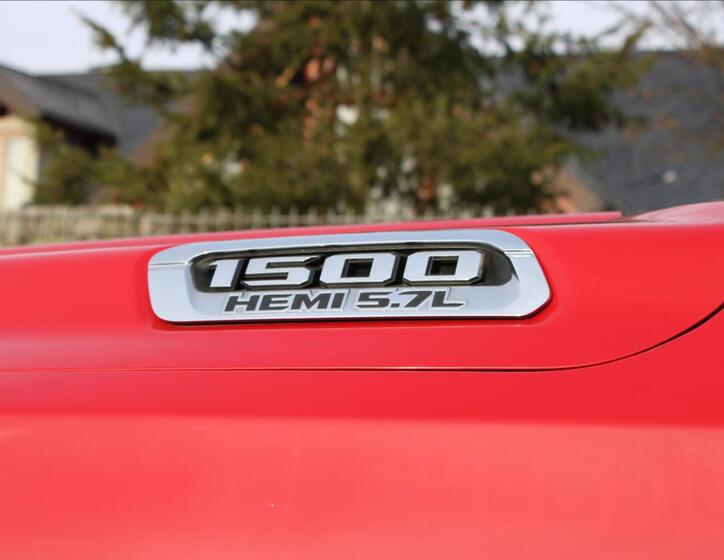 Dodge RAM 38