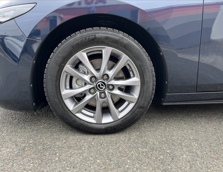 Mazda 3 48