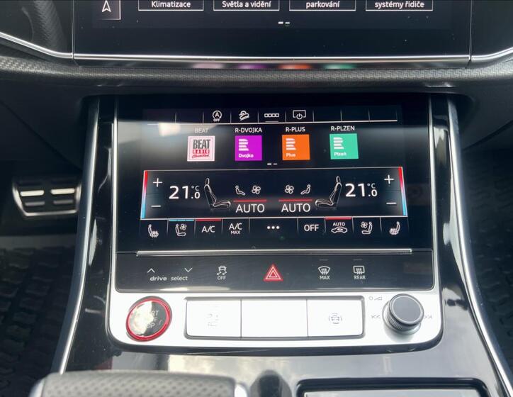 Audi RS Q8 34