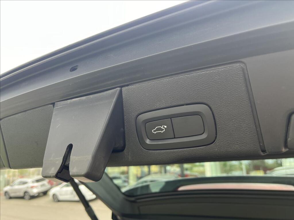 Volvo XC60 25