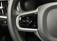 Volvo V90 8