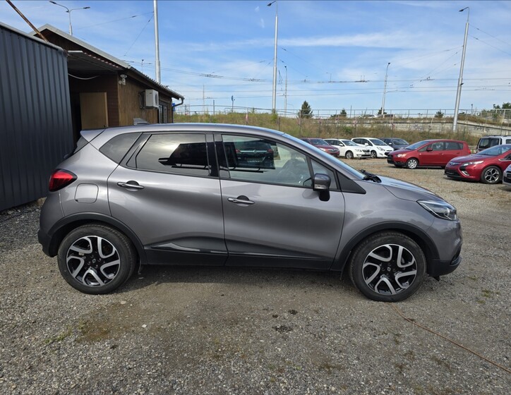 Renault Captur 5