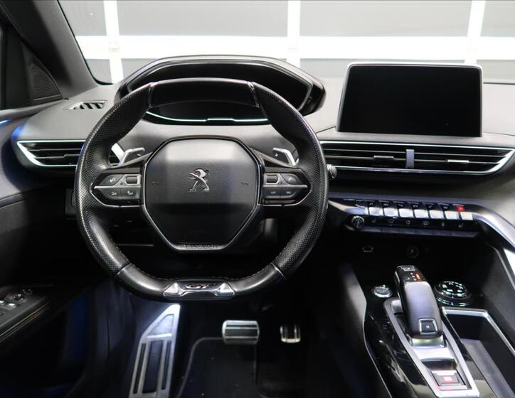 Peugeot 5008 13