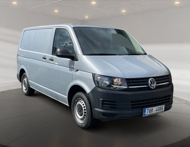 Volkswagen Transporter 1
