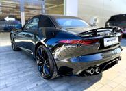 Jaguar F-Type 4
