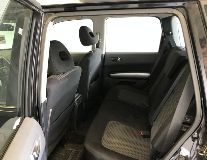 Nissan X-Trail 10