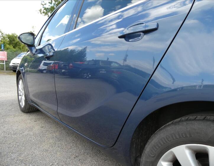 Opel Zafira 16