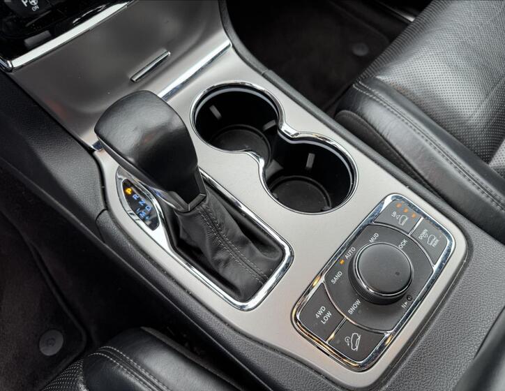 Jeep Grand Cherokee 21