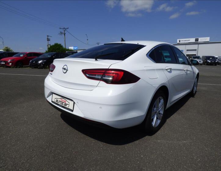 Opel Insignia 3