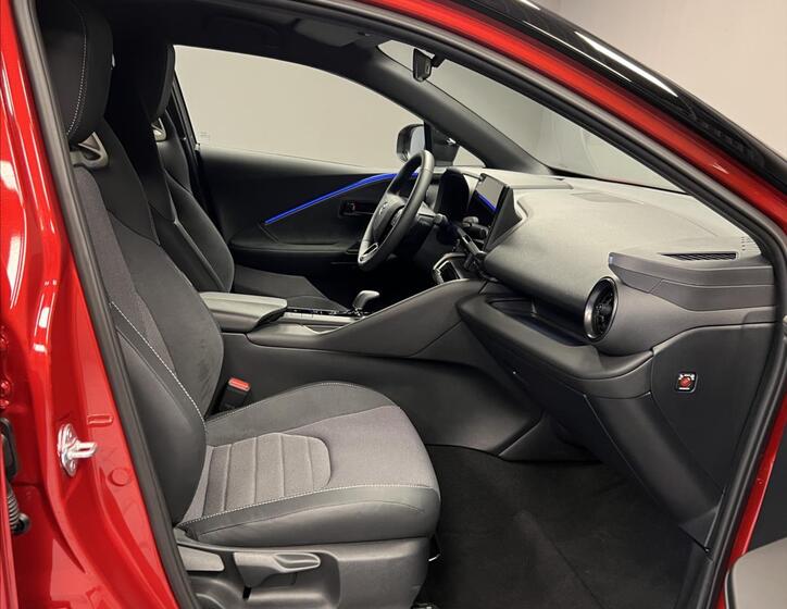 Toyota C-HR 10