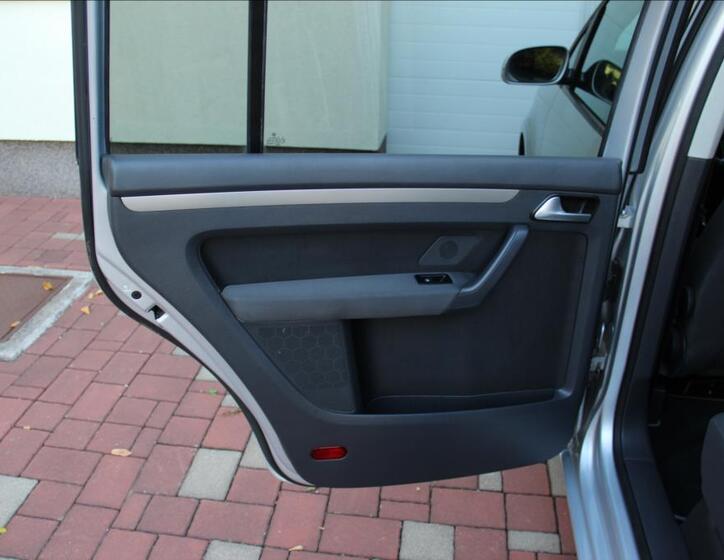 Volkswagen Touran 15
