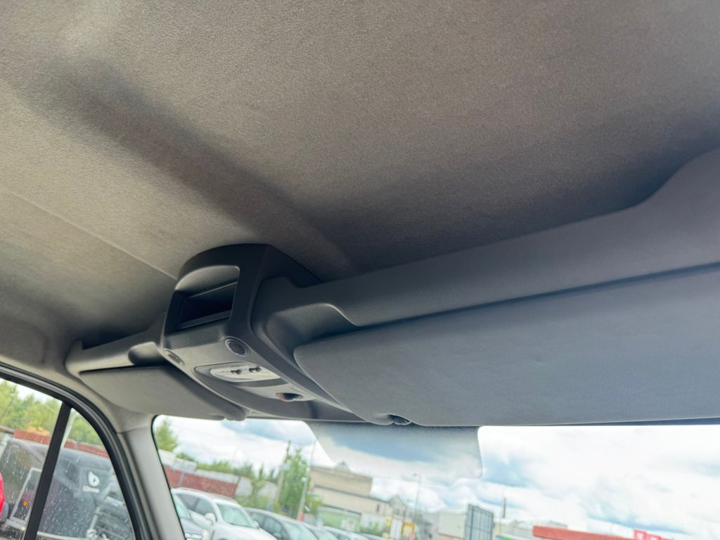Nissan NV400