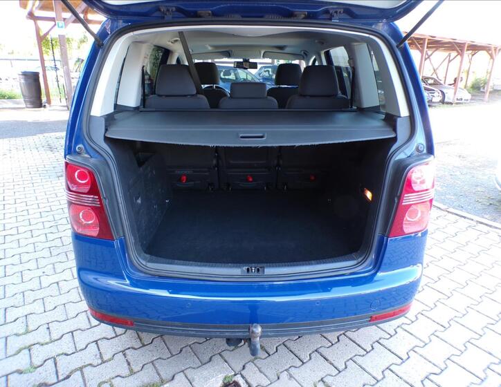 Volkswagen Touran 22