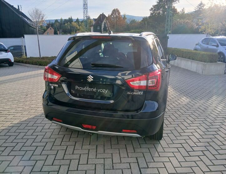 Suzuki SX4 S-Cross 5