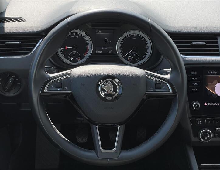 Škoda Octavia 8